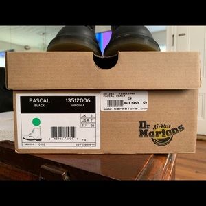 1460 Pascal Virginia 8-Eye Dr. Martens Boots